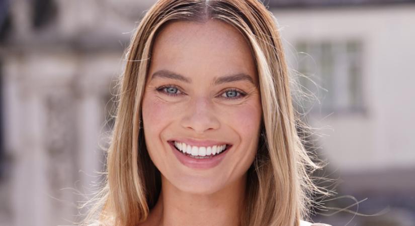 Margot Robbie meztelenruhájától leesik az állad: a határait feszegette