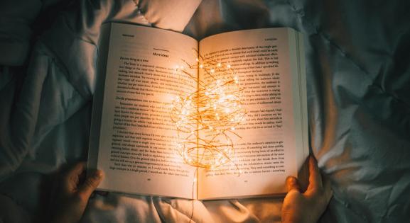 Tippek, hogyan olvassunk többet: Rushdie és Shafak szerint ez a titok