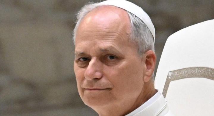 A pápa veszélyesnek nevezte a mesterséges intelligenciával való kommunikációt