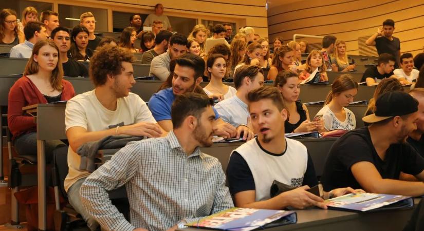 Hankó Balázs: Nem Magyarország lépett ki az Erasmus és a Horizont programokból