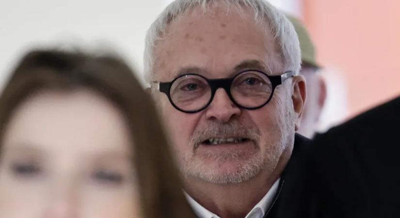 Átlátszó magyarázattal állt elő a francia szenátor, aki kábítószert kevert egy képviselőnő italába, bűnösnek találták