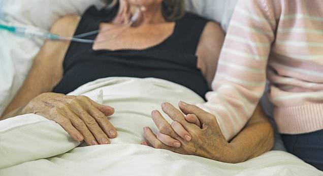 Kanadában eutanáziát hajtottak végre egy nőn, aki valójában hospice-ellátást kért