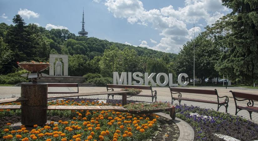 Jó hír a miskolciaknak: több milliárd forintos óvoda felújítási program veszi kezdetét