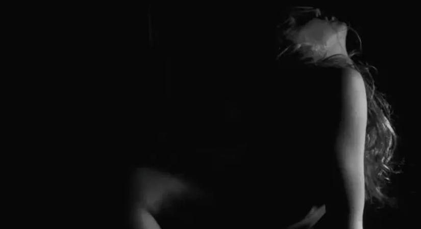 Ha a kutyapóz a kedvenc szexpozíciója, akkor ezeket is imádni fogja