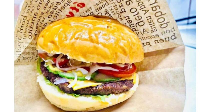 Váratlan bezárás: Lehúzza a rolót Fejér egyik kedvenc burgerezője, ekkor búcsúznak