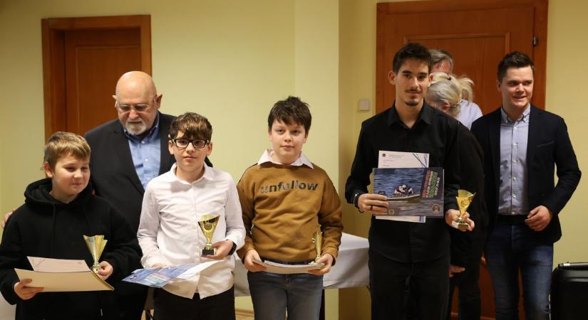 A sportág legjobbjait ünnepelték Dunaújvárosban – galéria, videó