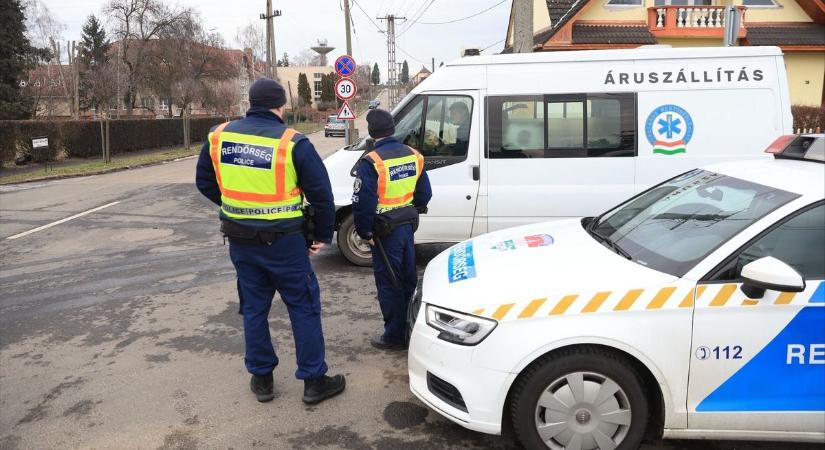Gyilkosság történt Pacsán! Mentőhelikopter volt a helyszínen - galériával, videóval és rendőrségi információval frissítve