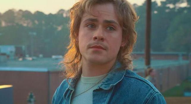 A Stranger Things sztárjával tér vissza A halál 1000 arca, de nem akárhogy!