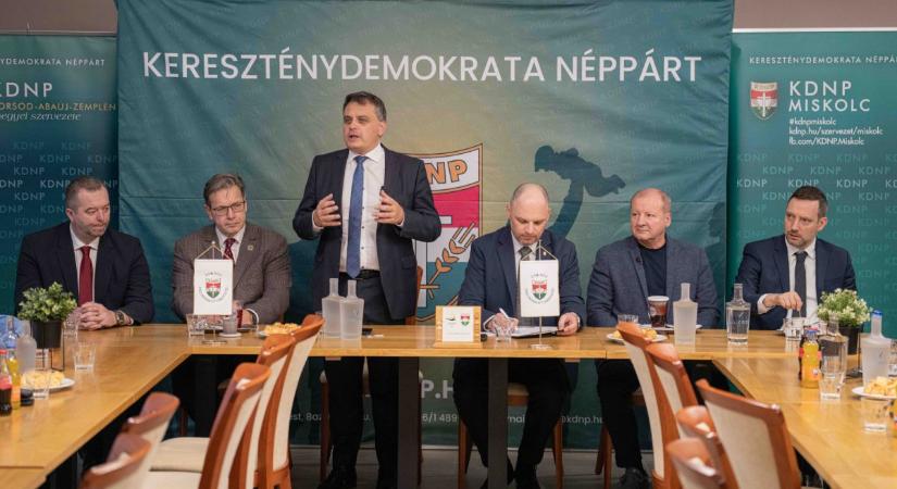 Miskolcon folytatódott a KDNP országjárása