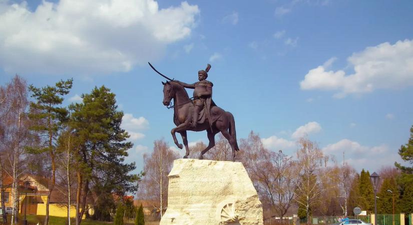 Bécs behódolt: tilos szobrot állítani Sobieski Jánosnak, mert azzal az iszlámellenességet szítanák