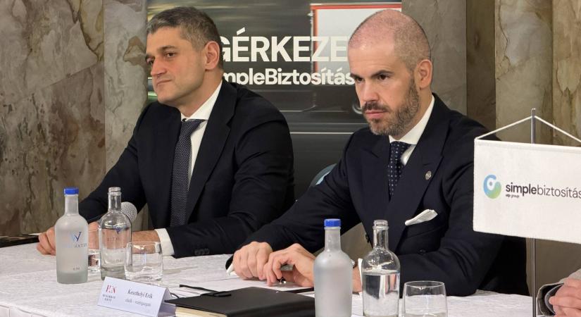 Indul a simplebiztosítás.hu, most akár autót is nyerhet!