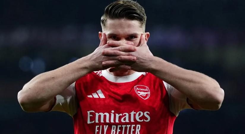 Utolsó meccsét is megnyerte, így nyolc győzelemmel, hibátlanul nyerte meg a BL-alapszakaszt az Arsenal