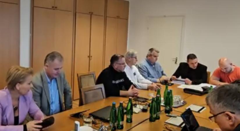 Új kínai autómárka-kereskedés, idősek otthona, ivartalanítási program Debrecenben – ülésezett a Környezetvédelmi és Városfejlesztési Bizottság