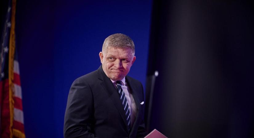 A Politico arról írt, hogy Robert Fico szerint Donald Trumpnak elment az esze, válaszul a szlovák miniszterelnök Magyar Pétert emlegette