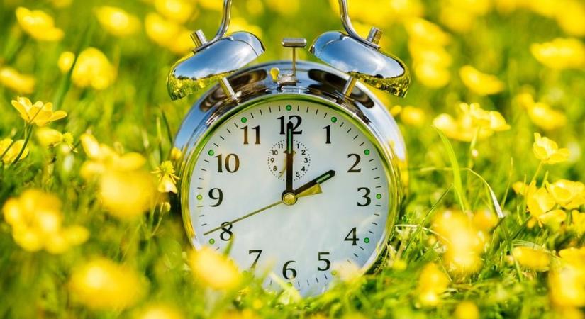 Változást hoz a tavaszi óraátállítás, ez el fog térni az eddig megszokottól