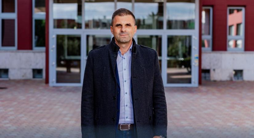Képviselőjelöltsége miatt fizetés nélküli szabadságra ment a Kecskeméti Járási Hivatal fideszes vezetője