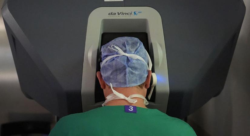 Robottal végeztek szívműtétet: először segített be a Da Vinci Bécsben
