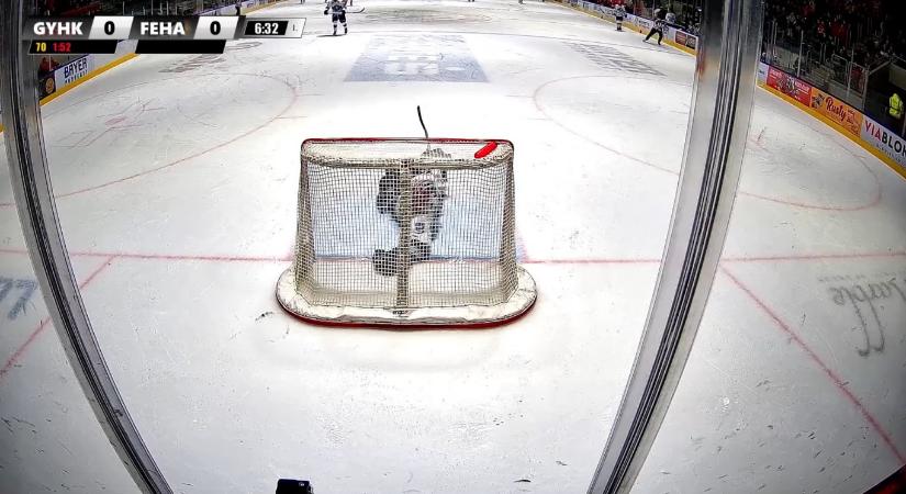 Ilyen tért ölelő egész pályás potyagól talán még nem is volt ebben az évezredben a magyar jégkorongban