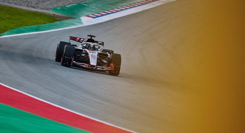 „Komolyabb” megbízhatósági gond hátráltatta a Haas szerdai tesztnapját