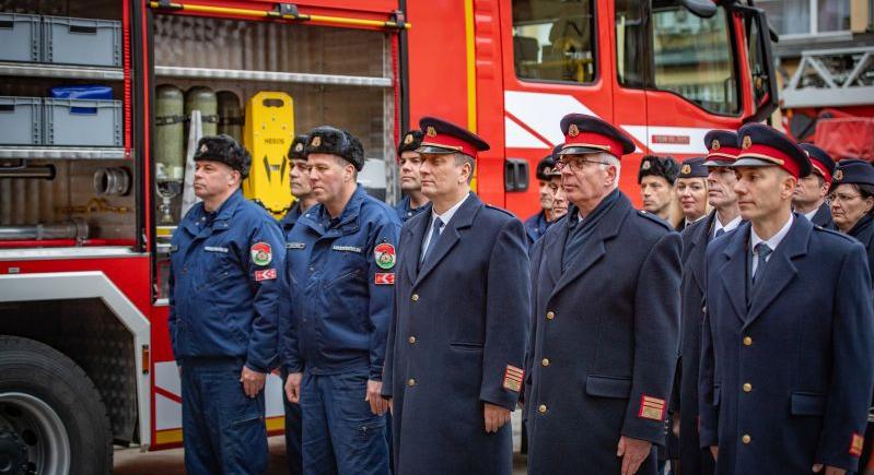 Ünnepséget rendeztek az új gépjárműfecskendő átadására Hajdúszoboszlón