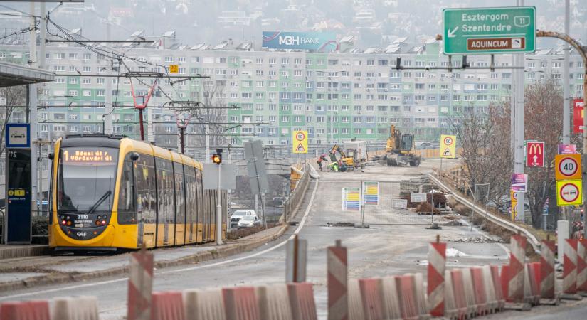 Flórián téri munkák: a tél sem jelent akadályt