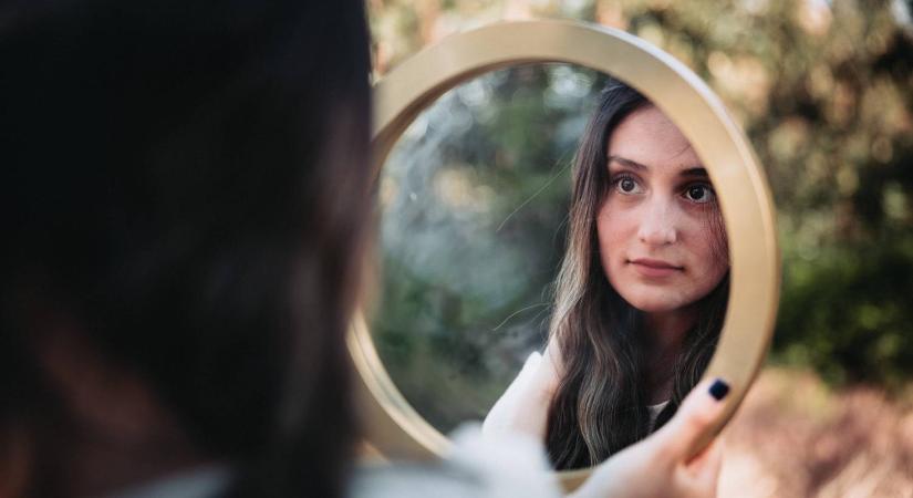 Egy új kutatás szerint ez a gondolkodásmód a nárcizmus egyik jele lehet