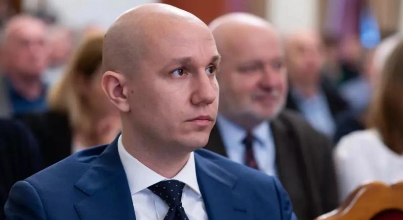 Rónai Sándor: Orbán utasítására támadják Sandor Fegyirt