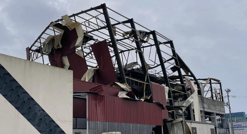 Halálos vihar tarolta le Portugáliát, egyre nagyobb a káosz