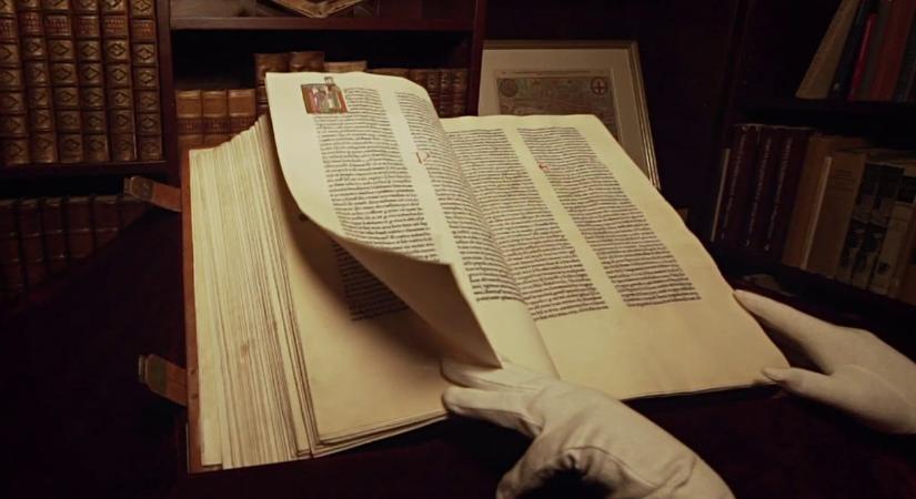 Elképesztő lelet: egy Gutenberg-biblia töredéket találtak Budapesten