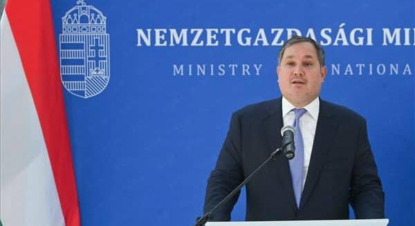 Nagy Márton 21 ezer magyarnak hozott jó hírt – elképesztő béremelés jön