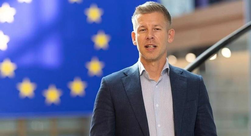 Kedves tiszás értelmiségiek!