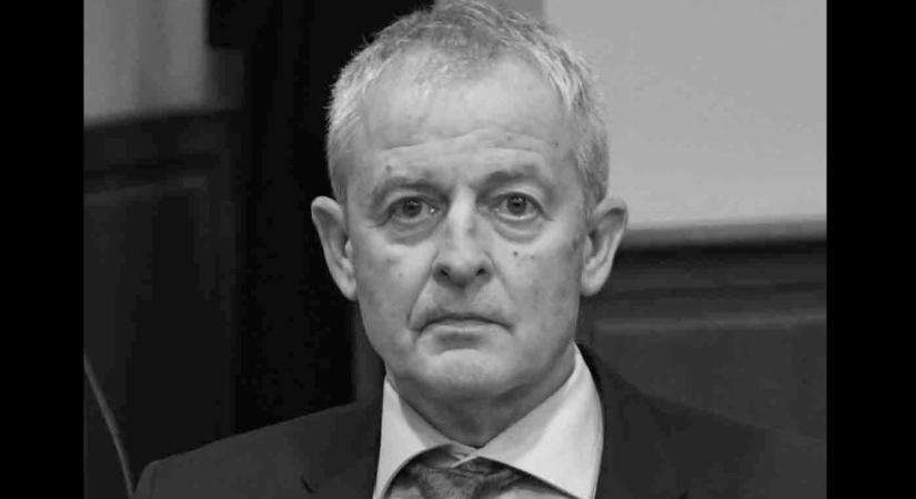 Orvosát gyászolja Tiszaújváros