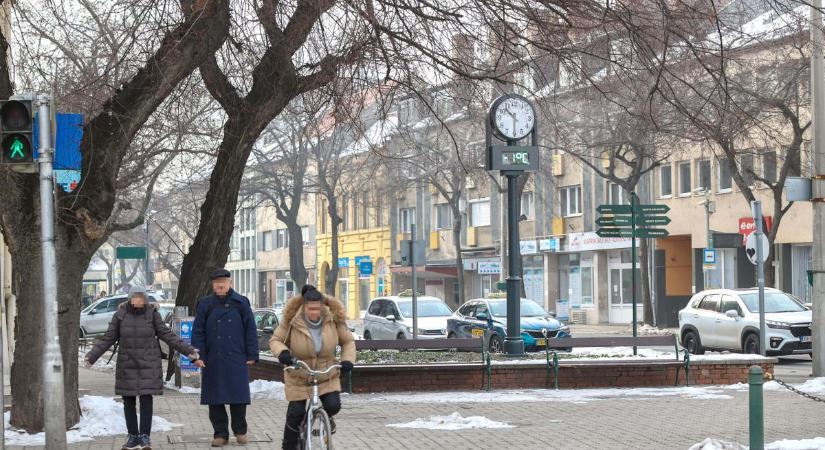 Olvasói levél: önnek is hiányzott Szekszárd központjából az óra?