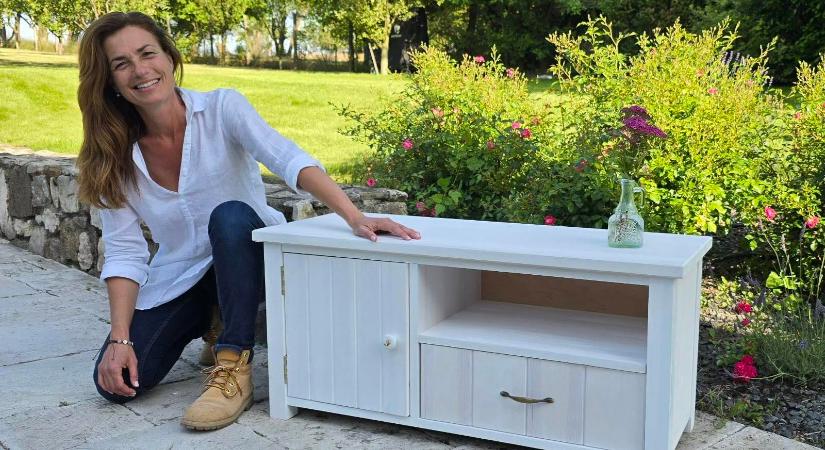 Varga Judit beveszi az asztalos szakmát, bár bevétele nincsen