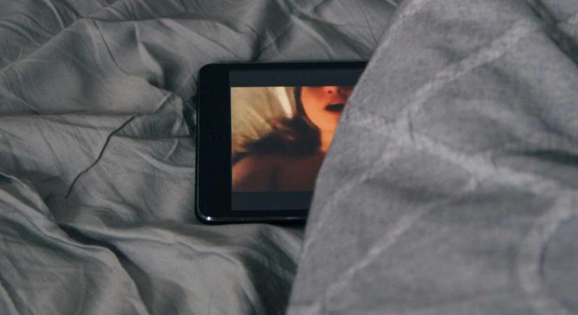 Nem kell „pornóképeket” küldeni és probléma megoldva? NEM!