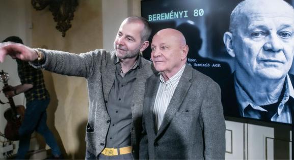 Grecsó Krisztián Bereményi Gézát köszönti: A legnagyobb magyar mítoszteremtők közé tartozik