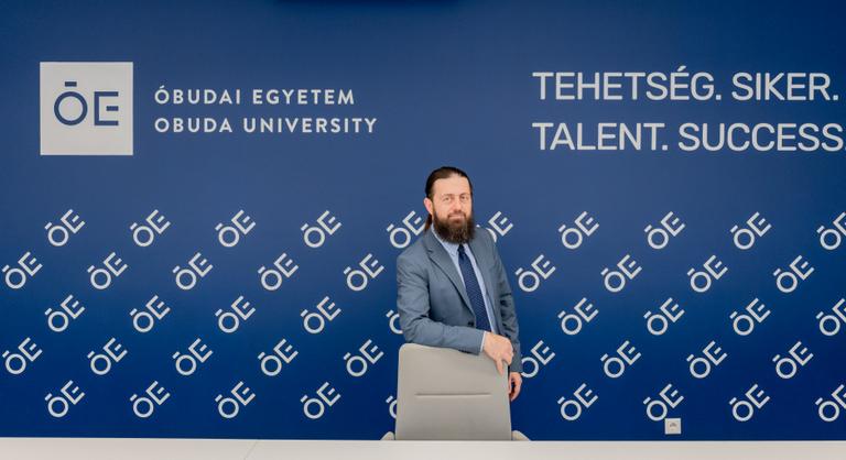 Itt a láthatatlan üzemanyag, ami felforgathatja az energetikát