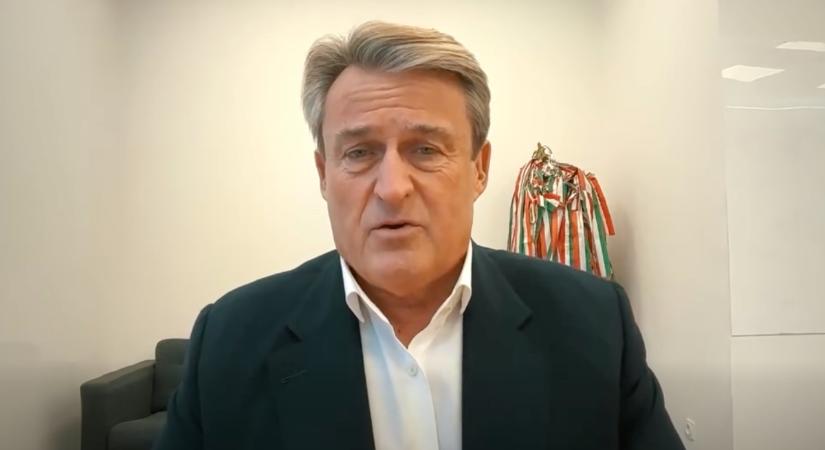 A Tisza fő gazdasági embere már azt is letagadja, hogy magyar