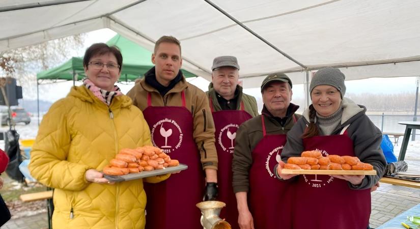 Dunaföldvár legjobb kolbászát keresték – itt a nyertesek listája (fotókvideó )