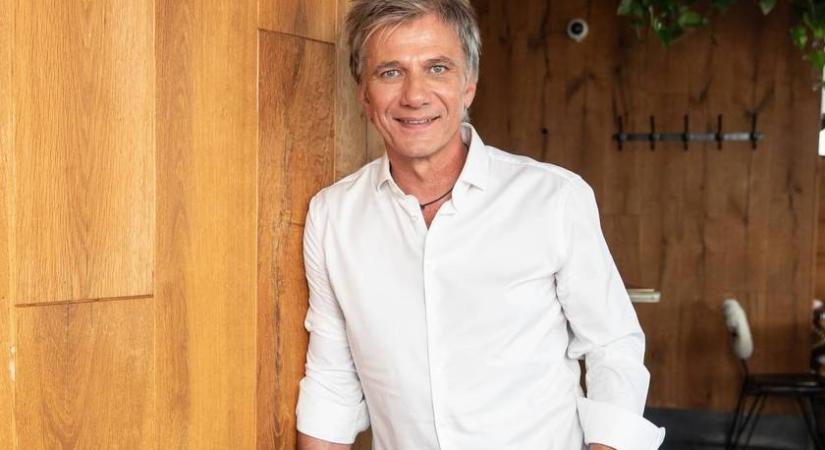 Ő lehet Bochkor Gábor új műsorvezetőtársa a rádióban: egykor ellenségek voltak