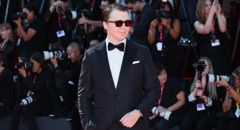 Paul Dano megtörte a csendet Tarantino éles kritikája után