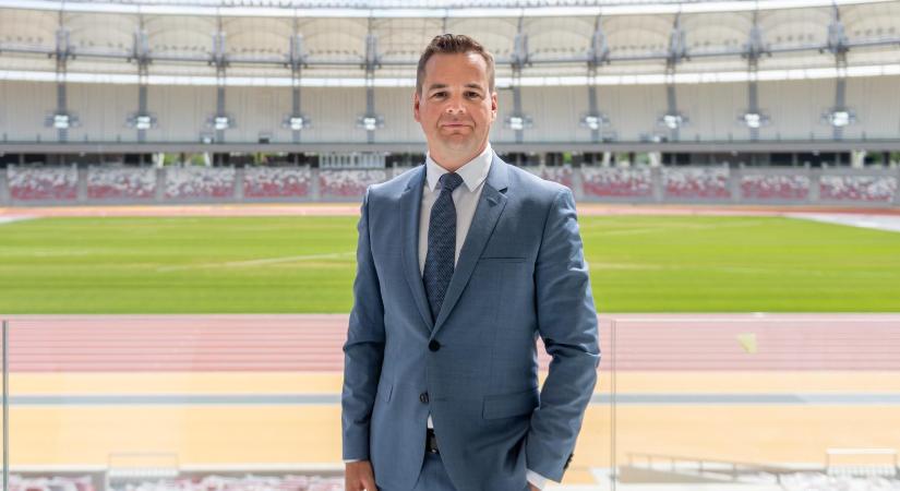 Kutyaszart tettek a postaládába, amelyet Németh Balázs tett ki, hogy ötleteket gyűjtsön