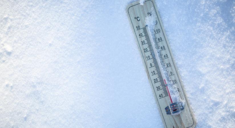 Itt a friss hótérkép: órákon belül lecsaphat a havazás Magyarországon, mutatjuk, hol fog esni