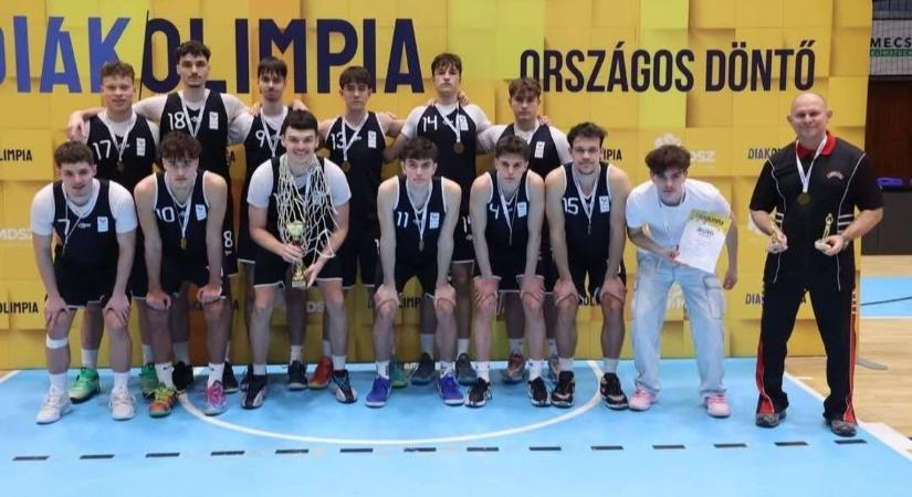 Diákolimpia: Országos bajnok a Bolyai János Gimnázium fiú kosárlabdacsapata