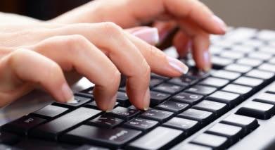 Indul az 50 órás ingyenes gépíró tanfolyam a könyvtárban
