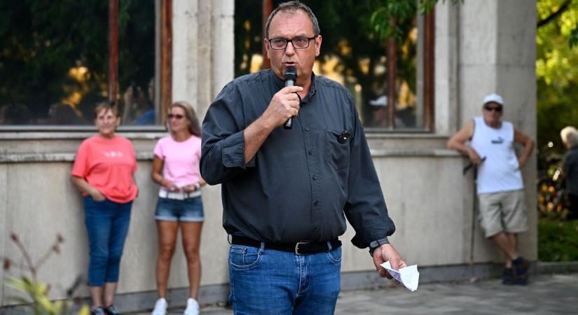 Elvitték a rendőrök Dunaújváros DK-s alpolgármesterét, vesztegetés állhat a háttérben