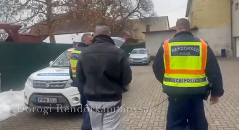 Épphogy szabadult, minden előzmény nélkül megvert két embert