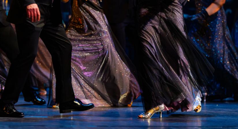 Kész őrület, mennyiért bálozik idén a fővárosi, vidéki elit: bődületes kiadás lehet egy táncos este