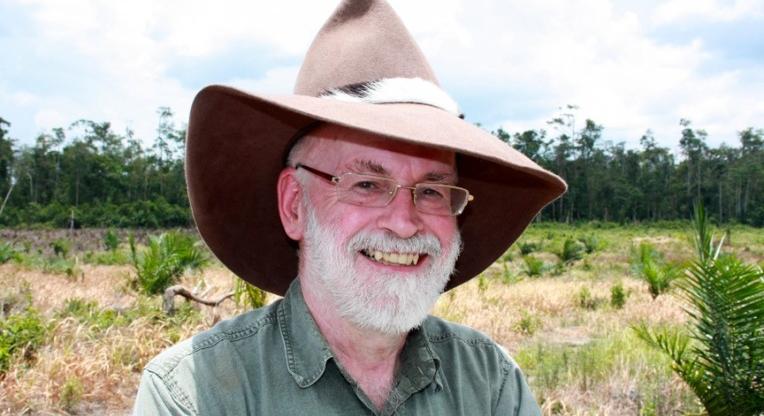 Terry Pratchett regényei előre jelezték a halálos betegségét