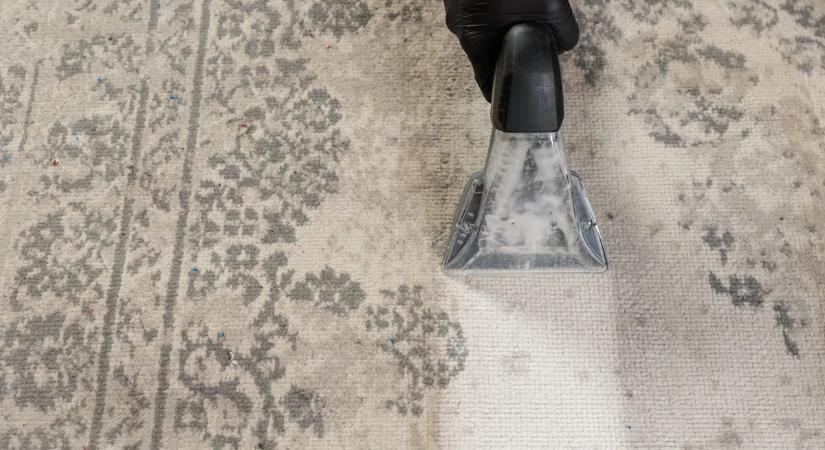 Koszos padlószőnyeg tisztítása házilag: így lesz újra tiszta és illatos lépésről lépésre